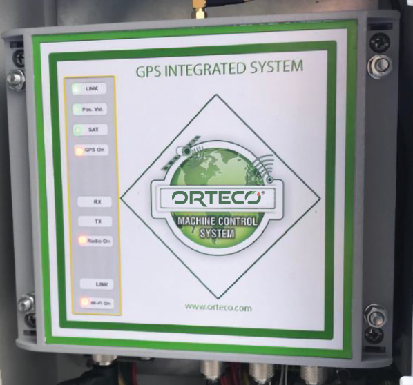 orteco-hydraulic-pile-drivers-for-safety-barriers-solar-plants